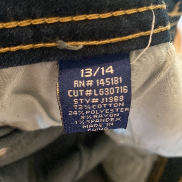 Distressed jeans - Picture 5 of 7